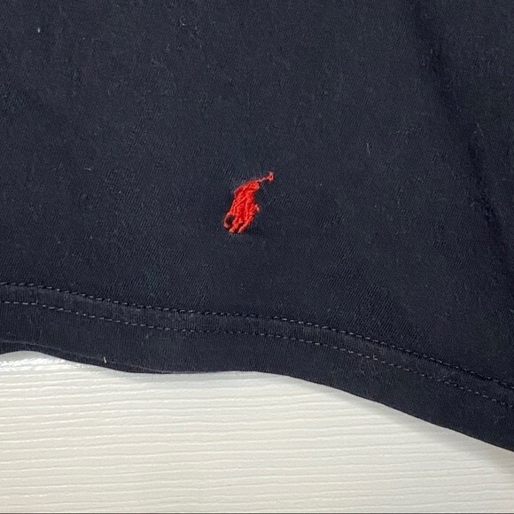 Polo Ralph Lauren Men’s Short Sleeved V-Neck T-Shirt - Size Large - Picture 2 of 5